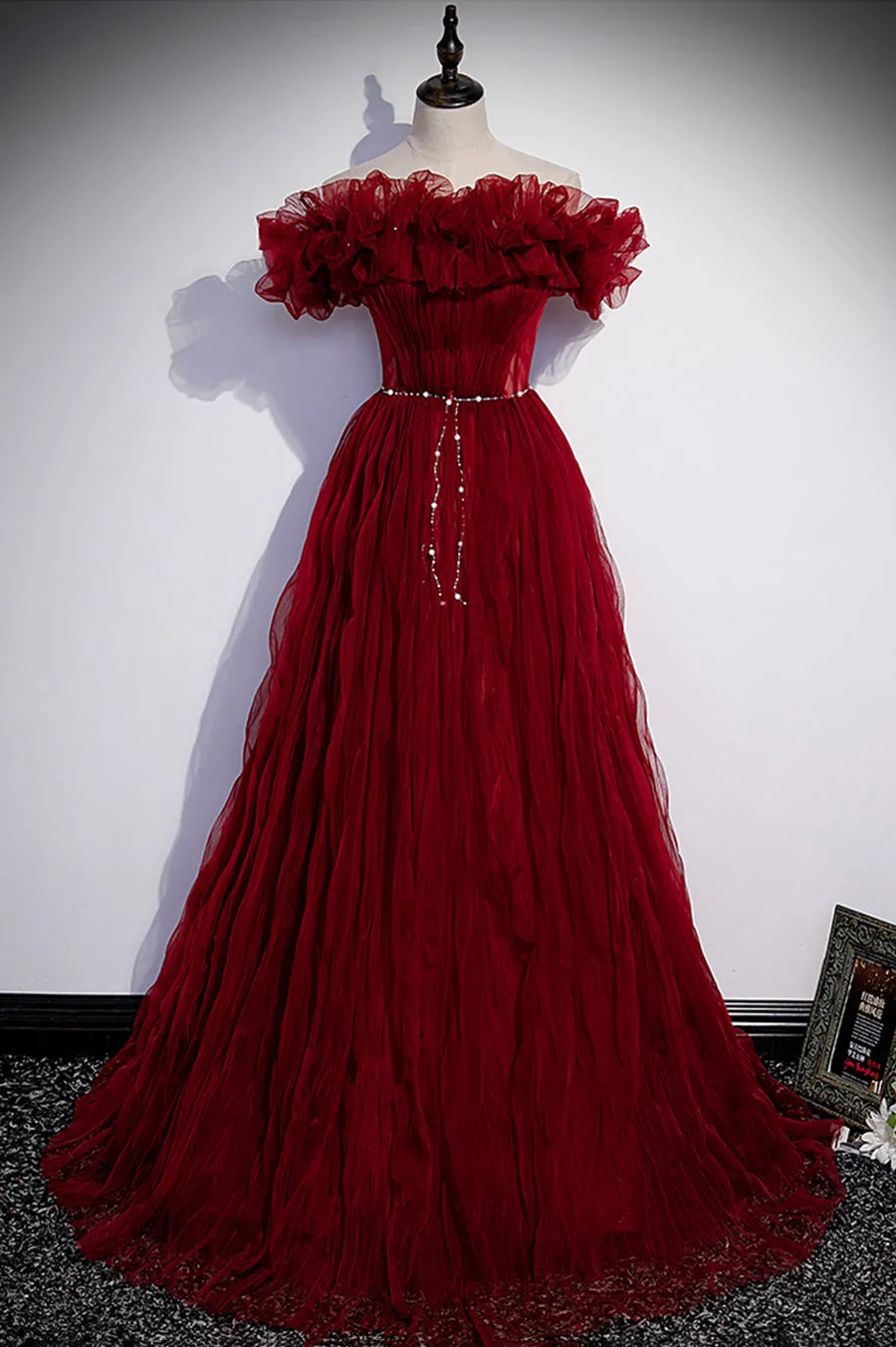 Burgundy Tulle Long Prom Dresses A-Line Off the Shoulder Evening Party Dresses Sexy