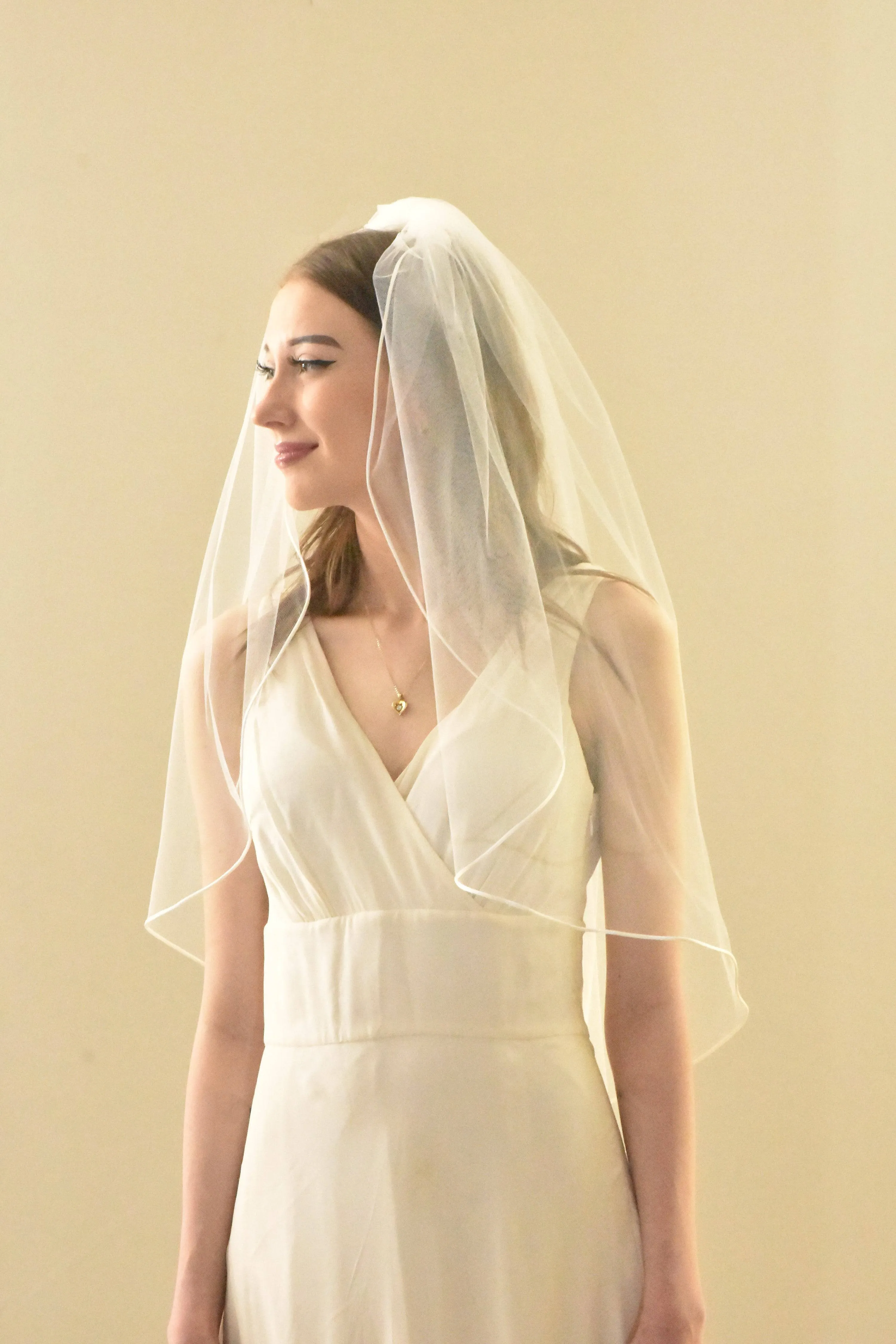 Classic Hip Length Veil with Satin Cord Edge
