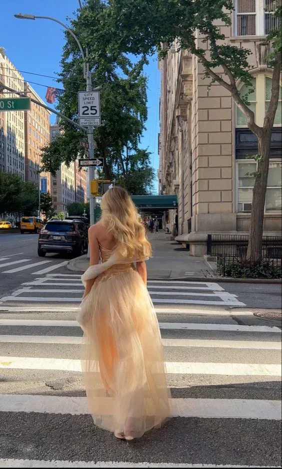 Formal Wear Dresses Ivory Strapless A-Line Tulle Long Prom Dress Birthday Party Dress Prom Dresses Shops Formal Women's Dresses
