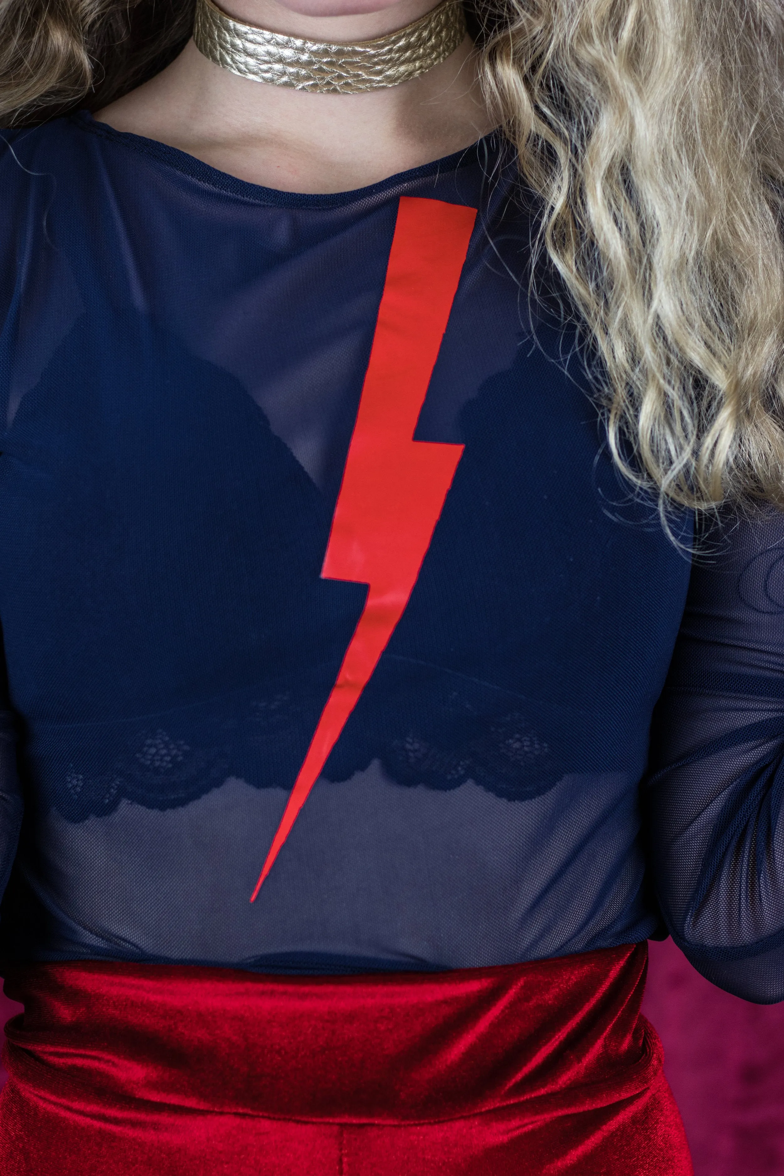 LIGHTNING BOLT MESH CROPPED TOP